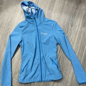 Columbia Jacket! Water Resistant 💦